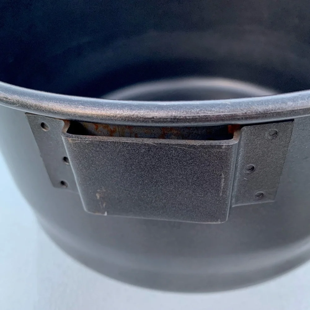 Round 2.5 Quart/10-Cup Camping Pot with Lid